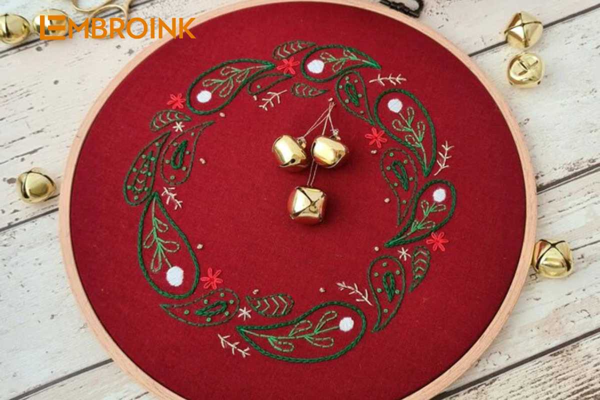 12 Creative Embroidery Ideas For A Festive Christmas 2